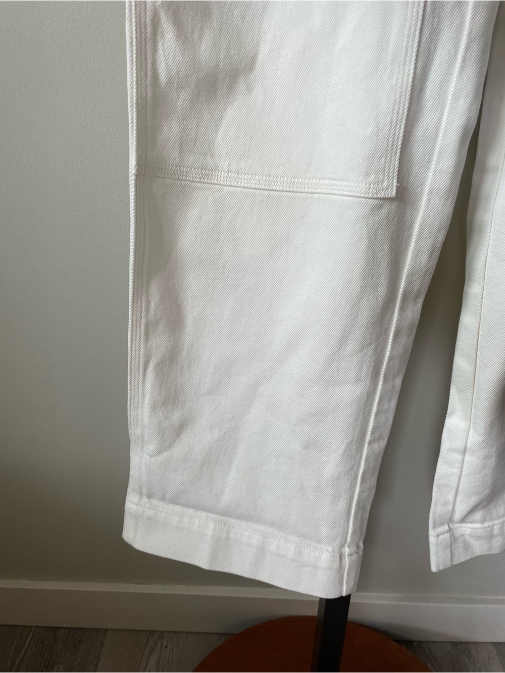 Wilfred High-Rise Straight-Leg Jeans in Off-White - Picture 7 of 11